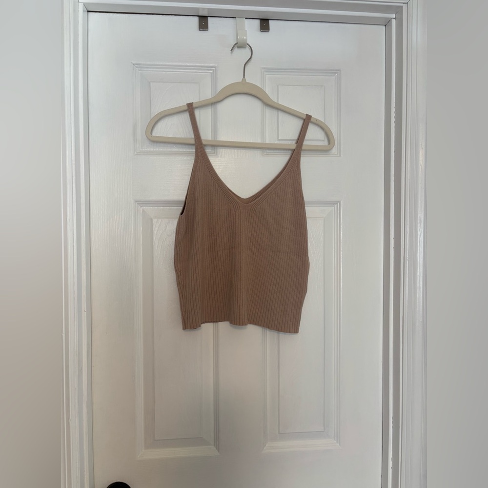 H&M Divided Beige Ribbed Top - Picture 2 of 4